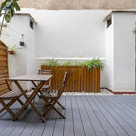 Cozy Terrace In Eixample * برشلونة