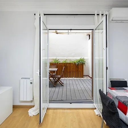 Cozy Terrace In Eixample شقة برشلونة